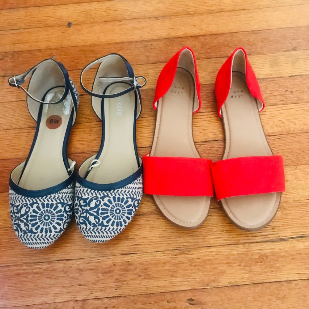 2 pairs of almost new sandals
